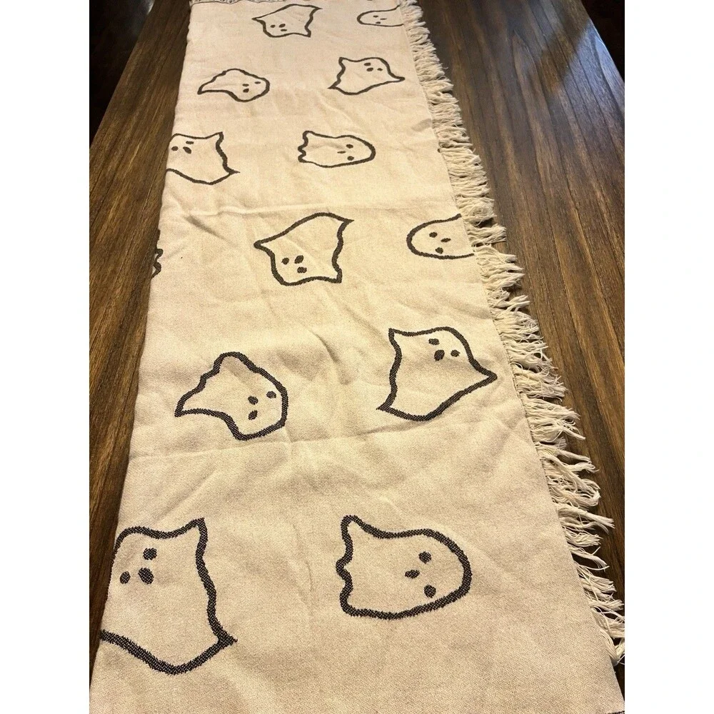 IKEA White Ghosts on Black KUSTFYR Throw Blanket 205.995.83 51x67